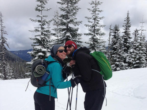 佛山睿牛沖鋒衣代工廠定做<i style='color:red'>odmoem</i>，二十年戶外服裝加工經(jīng)驗(yàn)