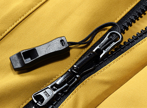 團隊集體定制生產(chǎn)防水防風沖鋒衣