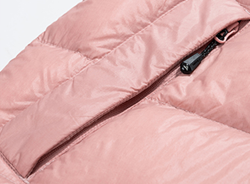 時(shí)尚女款保暖羽絨服定制生產(chǎn)代工