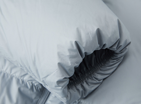 女士立領(lǐng)短款保暖羽絨服定制生產(chǎn)廠家